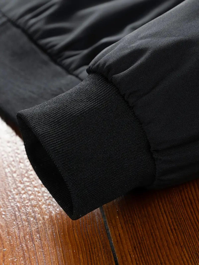 Stylish Handcrafted Men&#39;s Autumn Jacket With Zipped Pockets