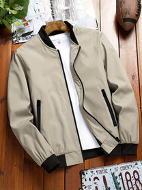 Stylish Handcrafted Men&#39;s Autumn Jacket With Zipped Pockets