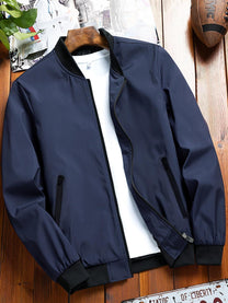 Stylish Handcrafted Men&#39;s Autumn Jacket With Zipped Pockets