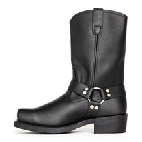 Stylish Men&#39;s Leather Cowboy Boots - Water-Resistant, Comfortable, Versatile