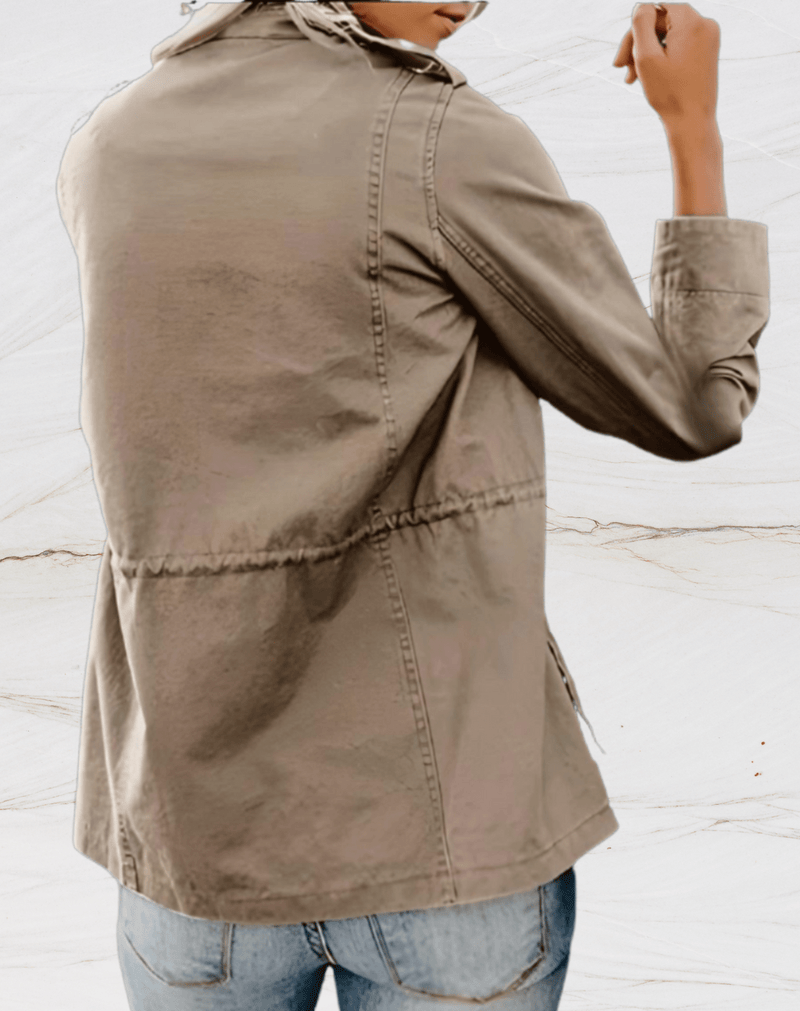 Stylish Spring Jacket With Tailored Fit And Multiple Pockets