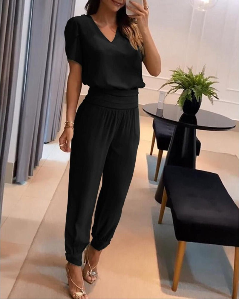 Stylish Two-Piece Women&#39;s Set With V-Neck Top And High-Waisted Trousers