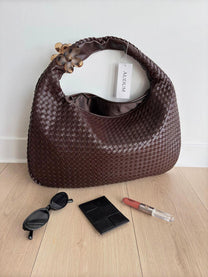 Stylish Vegan Leather Women&#39;s Tote Bag With Spacious Interior