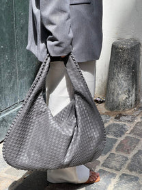Stylish Vegan Leather Women&#39;s Tote Bag With Spacious Interior