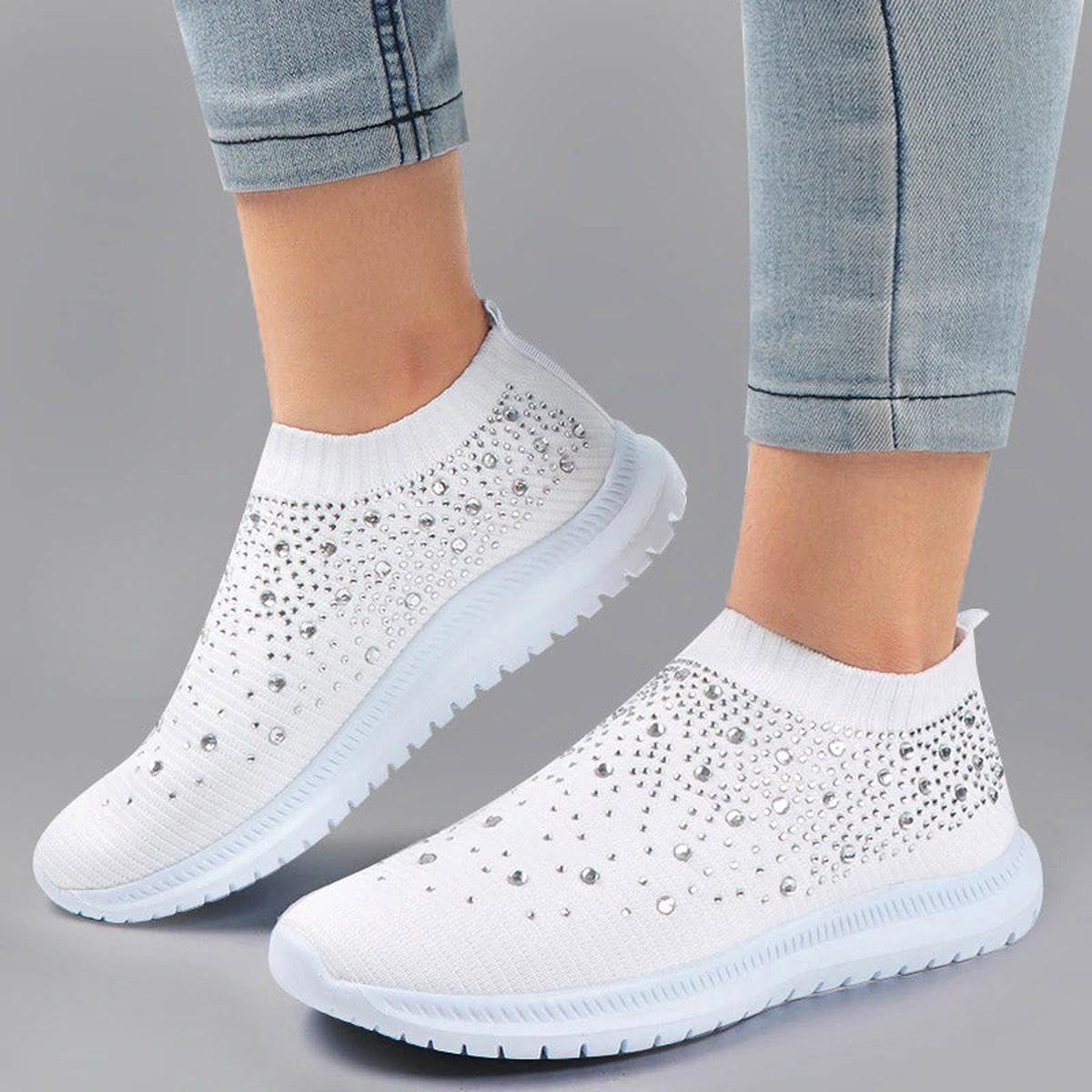 White / 9