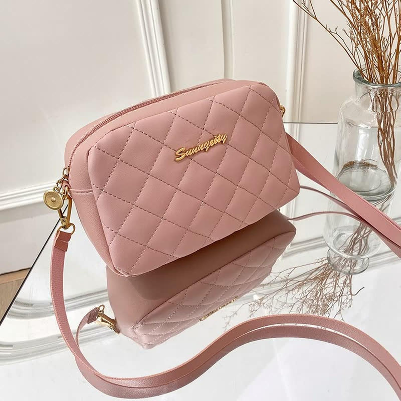 Stylish Women&#39;s Handbag With Versatile Design