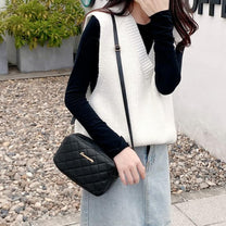 Stylish Women&#39;s Handbag With Versatile Design