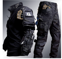 Tactical Outdoor Two-Piece Set for Extreme Conditions