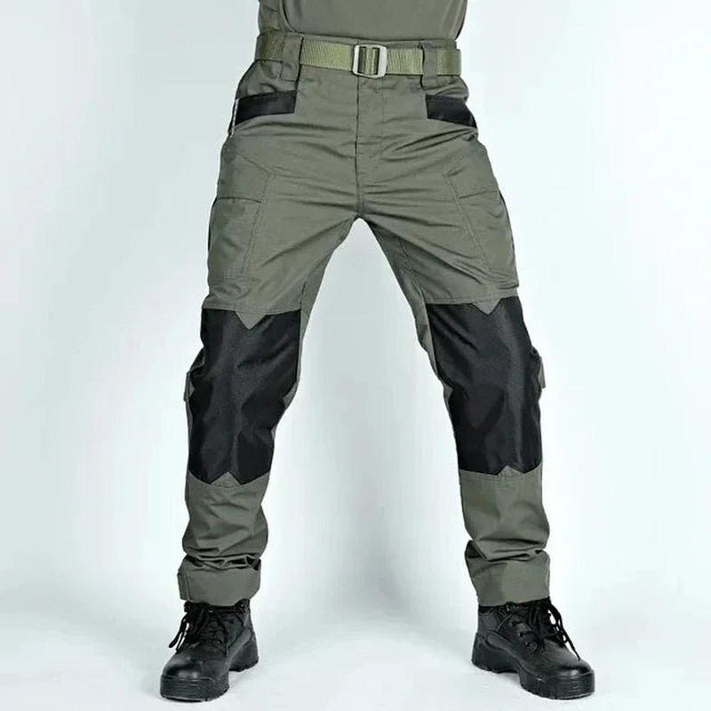 Tactical Outdoor Two-Piece Set for Extreme Conditions