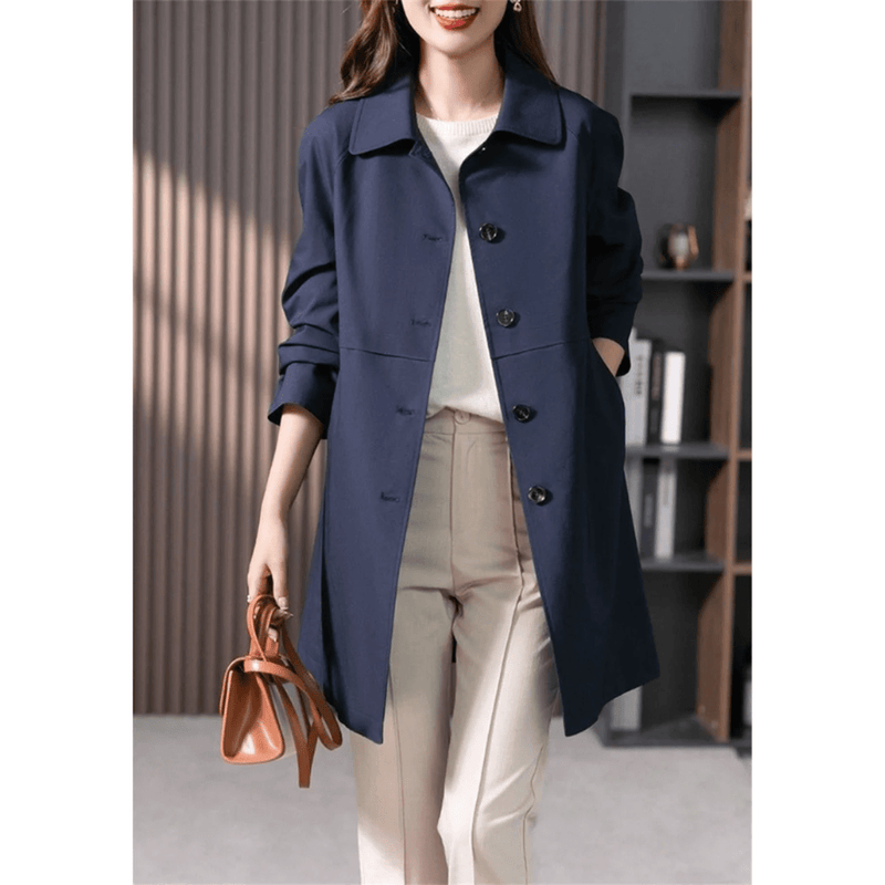 Tailored Women&#39;s Trench Coat With Classic Collar