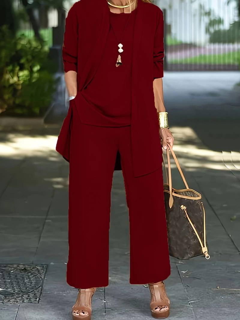 Three-Piece Women&#39;s Comfort And Style Set
