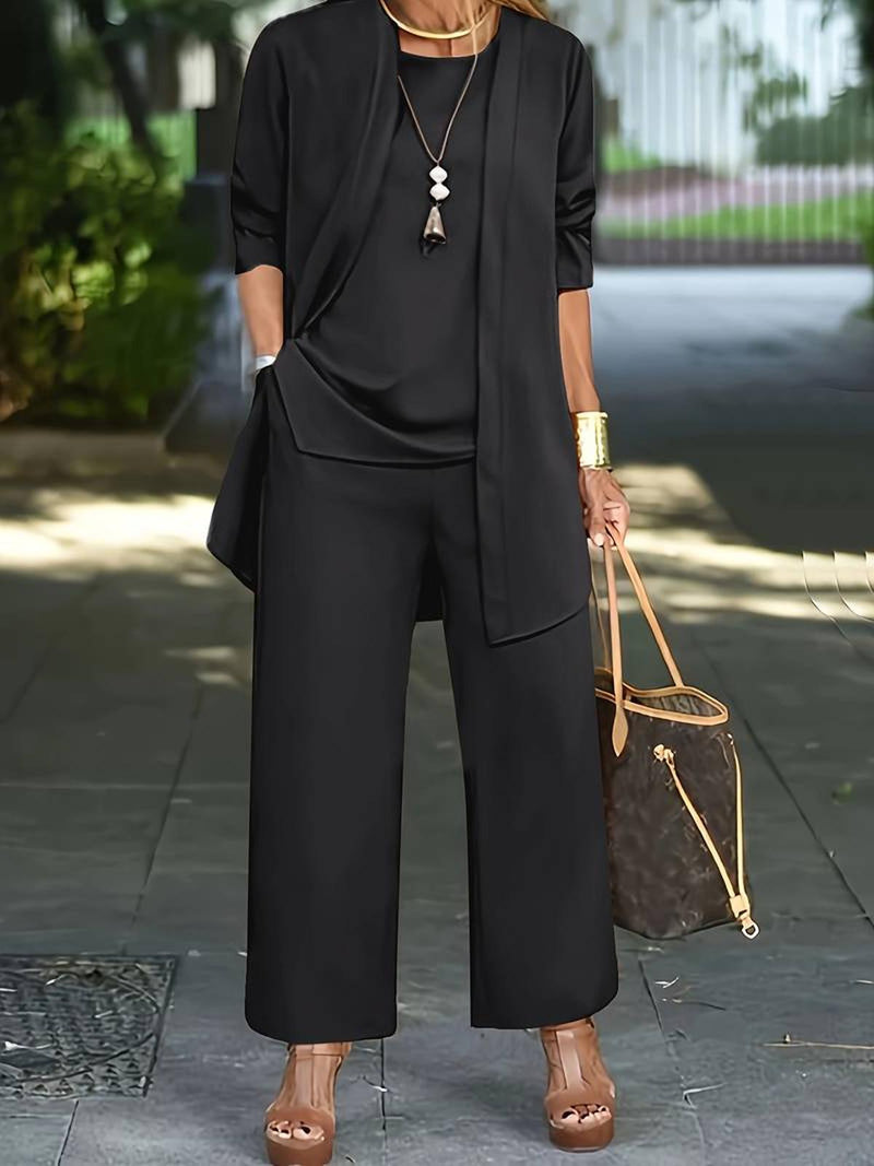 Three-Piece Women&#39;s Comfort And Style Set