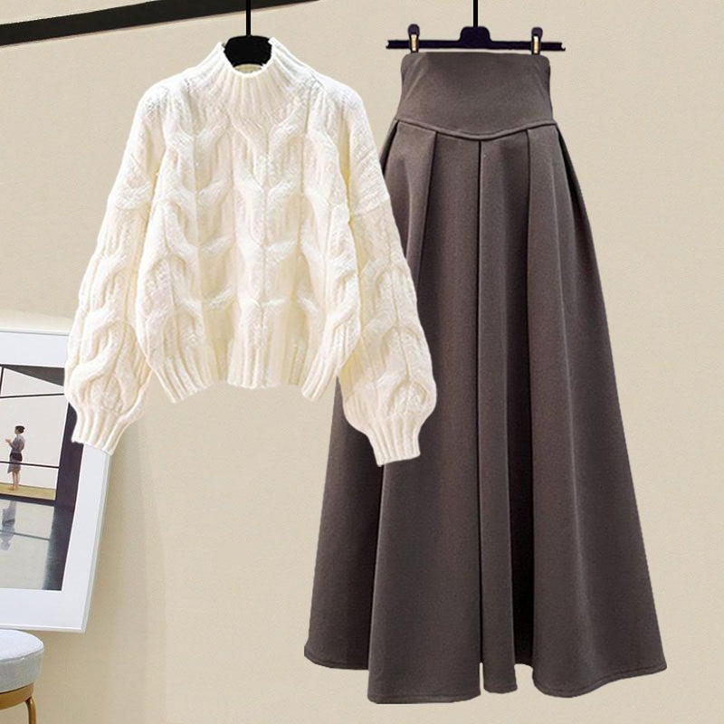 Two-Piece Knit Set With Pullover And Pleated Skirt