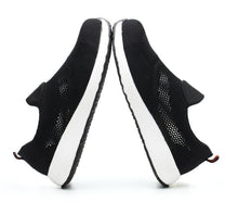 Unisex Athletic Sneakers With Breathable Lightweight Design