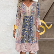 Vintage Lace Dress With Floral Pattern