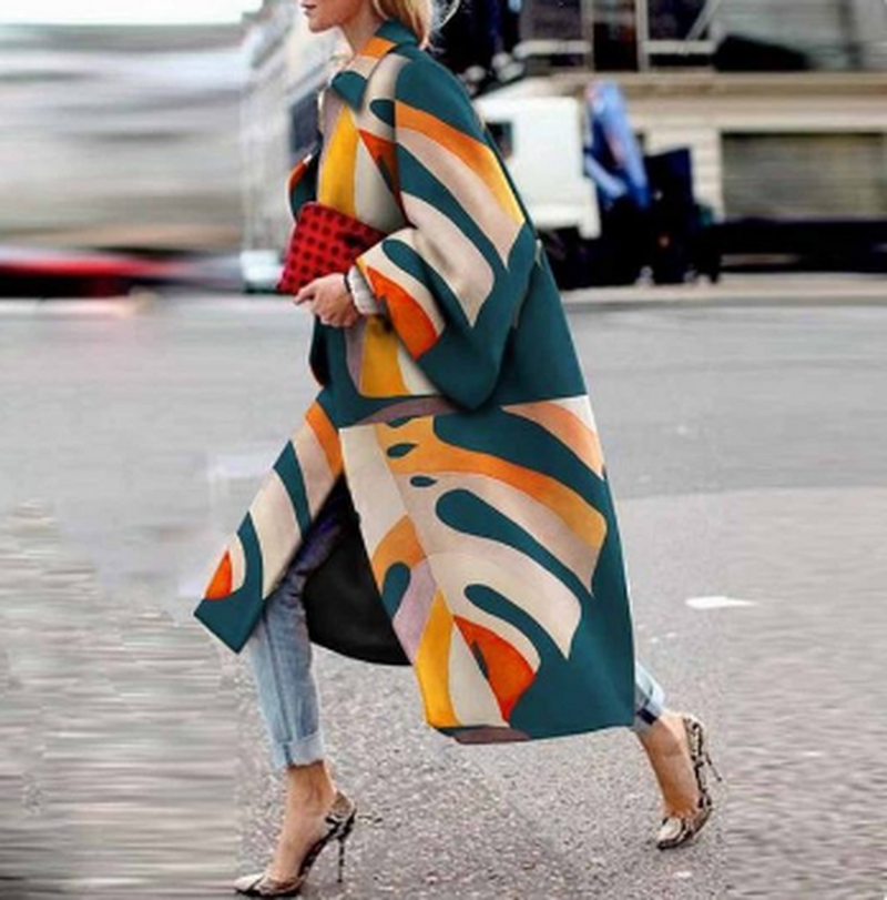 Waterproof Printed Women&#39;s Coat With Long Sleeves