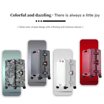 Wide Grip Polycarbonate Hard Shell Suitcase With Aluminium Frame And 360° Spinner Wheels