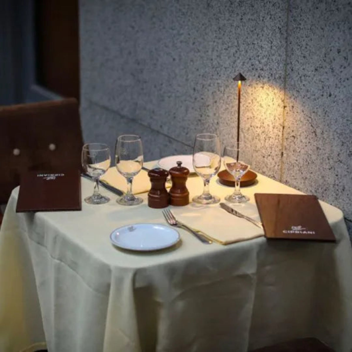 Wireless Dimmable LED Table Lamp - ClarityGlow