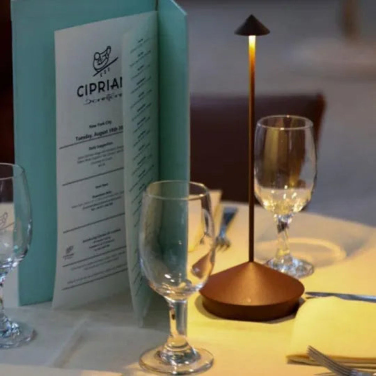 Wireless Dimmable LED Table Lamp - ClarityGlow