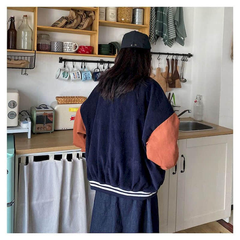 Women&#39;s Baseball Jacket With Contrasting Sleeves