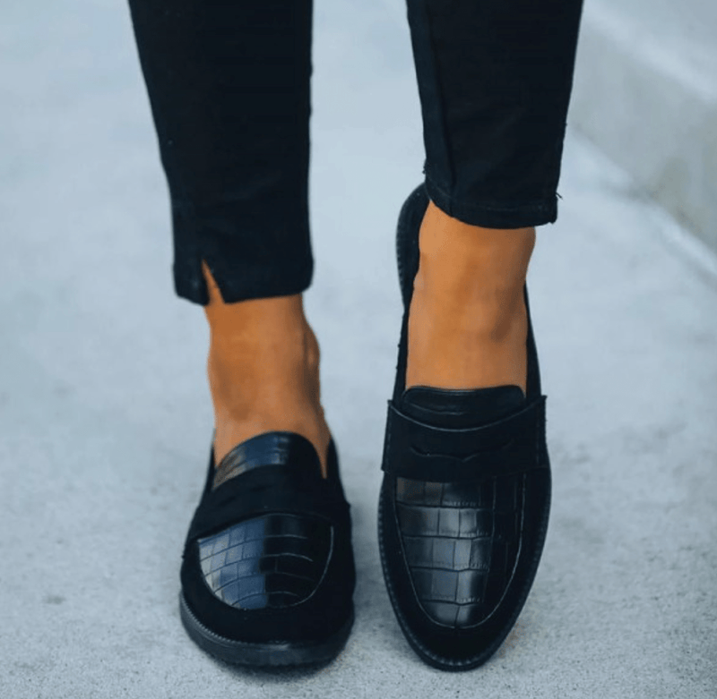 Women&#39;s Black Leather Slip-On Shoes