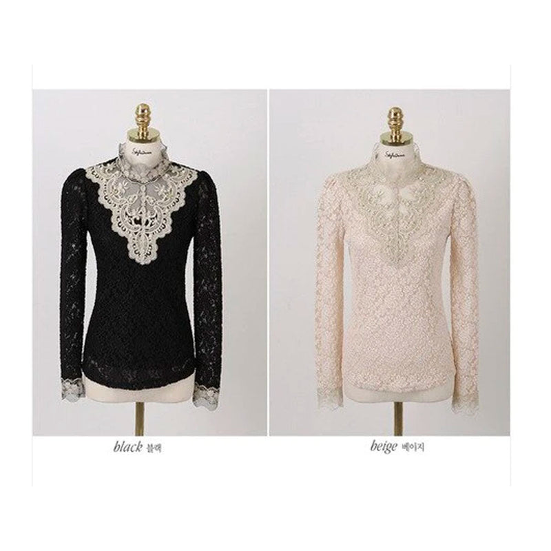 Women&#39;s Blouse With Autumn Embroidery And Lace Appliqués