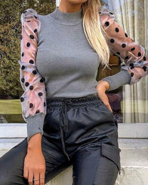 Women&#39;s Blouse With Pull-On Closure