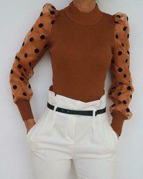 Women&#39;s Blouse With Pull-On Closure