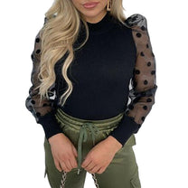 Women&#39;s Blouse With Pull-On Closure