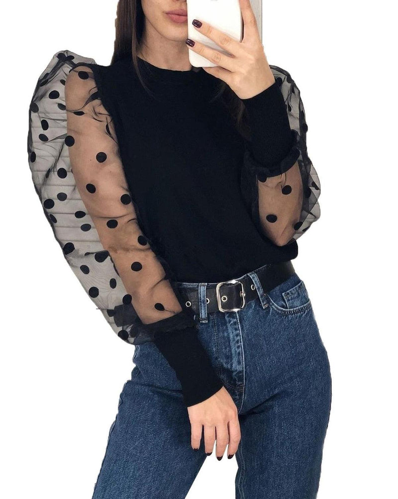 Women&#39;s Blouse With Pull-On Closure