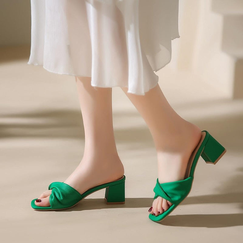 Women&#39;s Bow Detail High Heel Pumps
