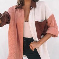 Women&#39;s Button-Up Blouse With Tailored Fit
