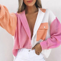 Women&#39;s Button-Up Blouse With Tailored Fit