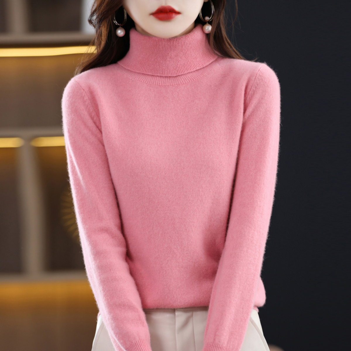 Women&#39;s Cashmere Turtleneck Sweater