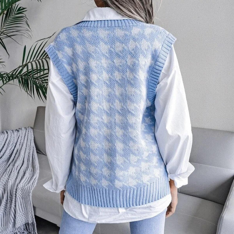 Women&#39;s Checkered Sleeveless Vest Top for Layering
