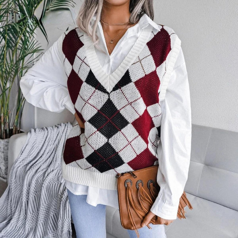 Women&#39;s Checkered Sleeveless Vest Top for Layering