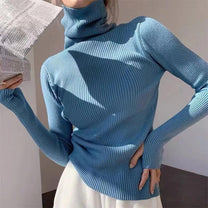 Women&#39;s Classic Pullover Sweater