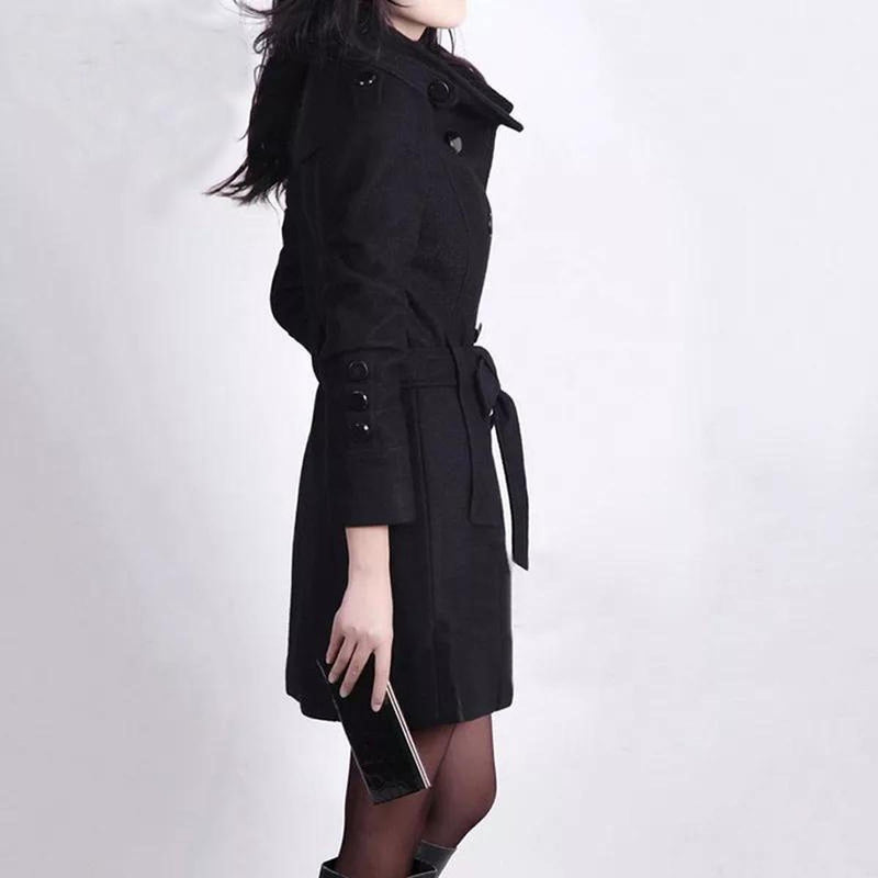 Women&#39;s Classic Trench Coat With Adjustable Belt