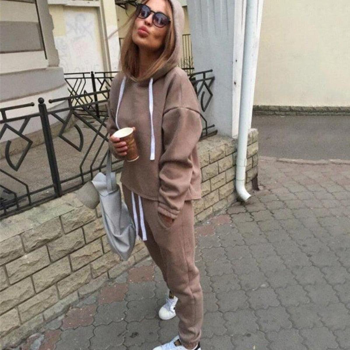 Women&#39;s Cotton Polyester Fleece Tracksuit