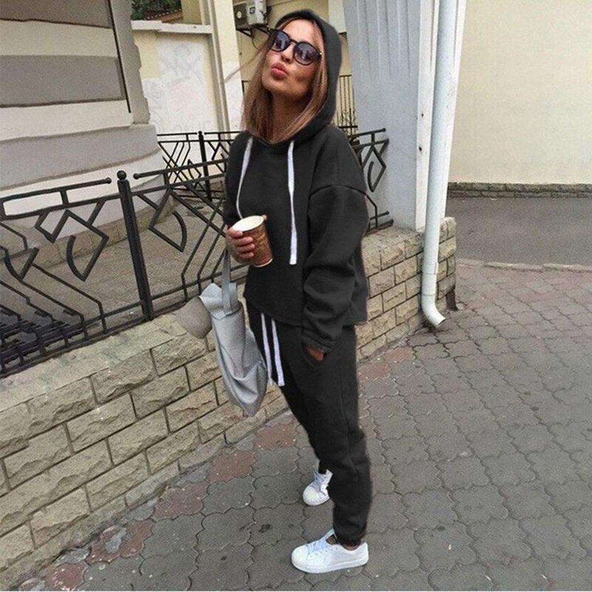 Women&#39;s Cotton Polyester Fleece Tracksuit