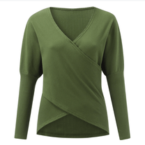 Women&#39;s Criss-Cross Pullover Sweater