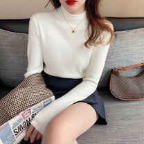 Women&#39;s Elegant Minimalist Pullover Sweater