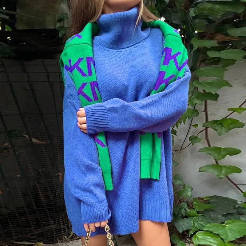 Women&#39;s Elegant Pullover With Modern Collar