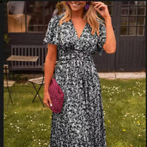 Women&#39;s Elegant V-Neck Maxi Dress With Puff Sleeves