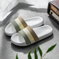 Women&#39;s Ergonomic Non-Slip Slides