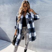 Women&#39;s Fashionable Jacket With Practical Pockets