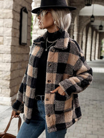 Women&#39;s Flannel Jacket With Buttons