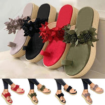 Women&#39;s Floral Embellished Sandals With Adjustable Straps