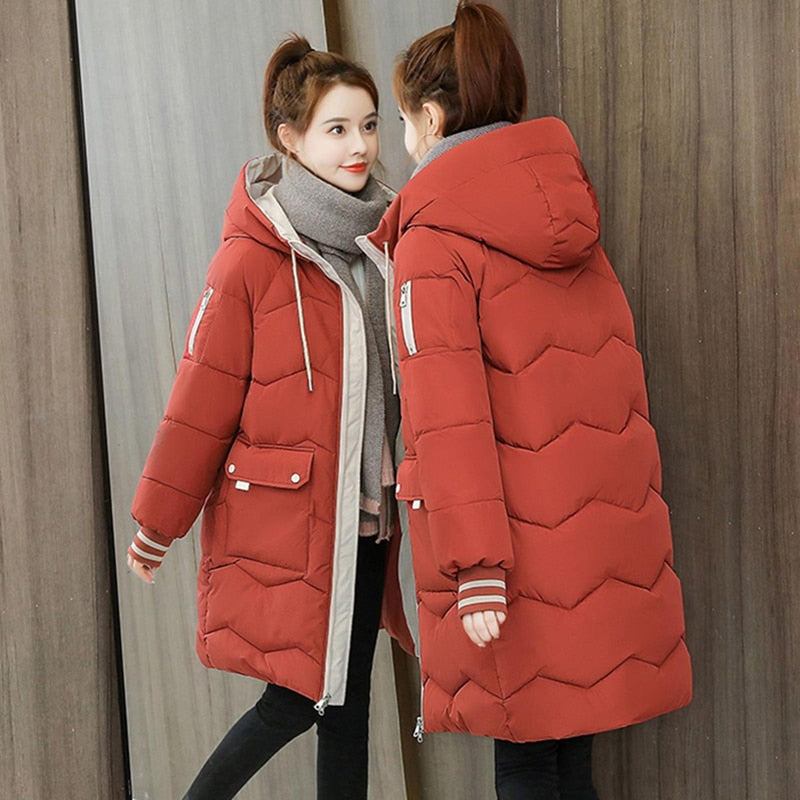 Women&#39;s Hooded Jacket With Adjustable Hood