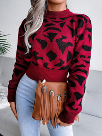 Women&#39;s Jaguar Print Pullover Sweater